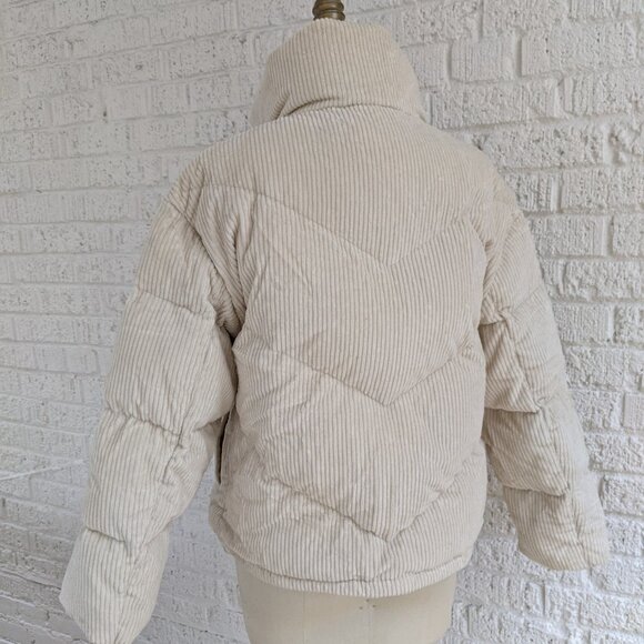 WILFRID ARITZIA CLOUD PUFF JACKET CREAM SZ.S - Picture 2 of 12
